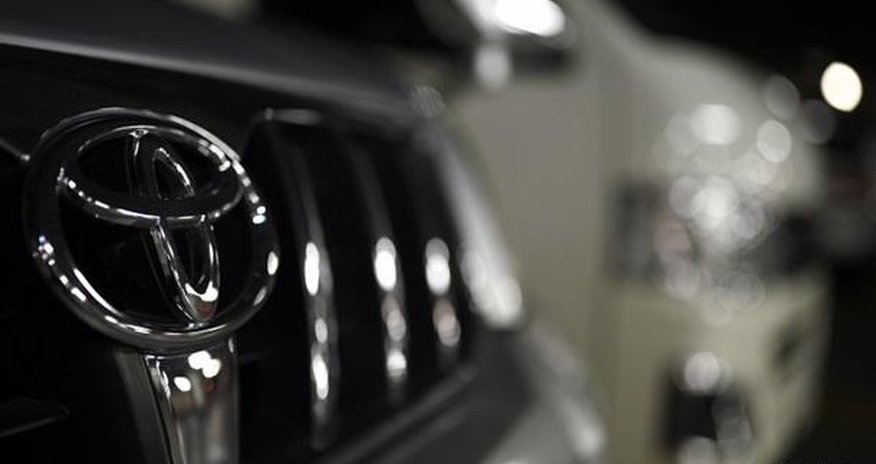 Toyota останавливает заводы Toyota останавливает заводы