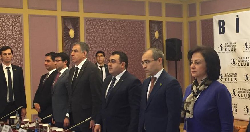 Xaricdə təhsil proqramında dəyişikliklər - Nazir açıqlayır Xaricdə təhsil proqramında dəyişikliklər - Nazir açıqlayır