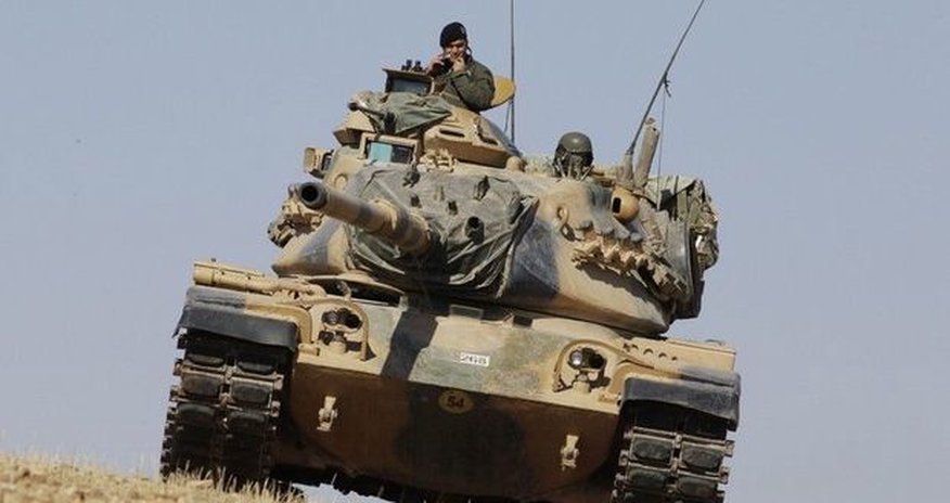 Türkiyə Suriya ilə sərhədə əlavə tanklar yerləşdirib Türkiyə Suriya ilə sərhədə əlavə tanklar yerləşdirib