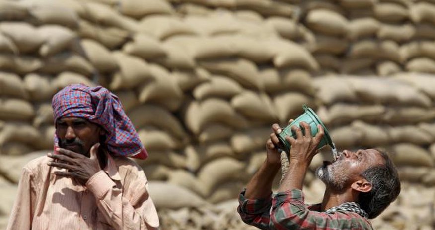 More than 100 feared dead in India heat wave More than 100 feared dead in India heat wave