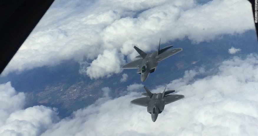 U.S. sends F-22 warplanes to Romania U.S. sends F-22 warplanes to Romania