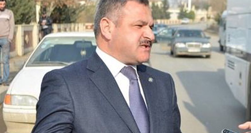 Tərtərin icra başçısı: "11 kənd işıqsız qalıb" Tərtərin icra başçısı: "11 kənd işıqsız qalıb"