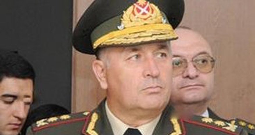 Замминистра наградил Уварова Замминистра наградил Уварова