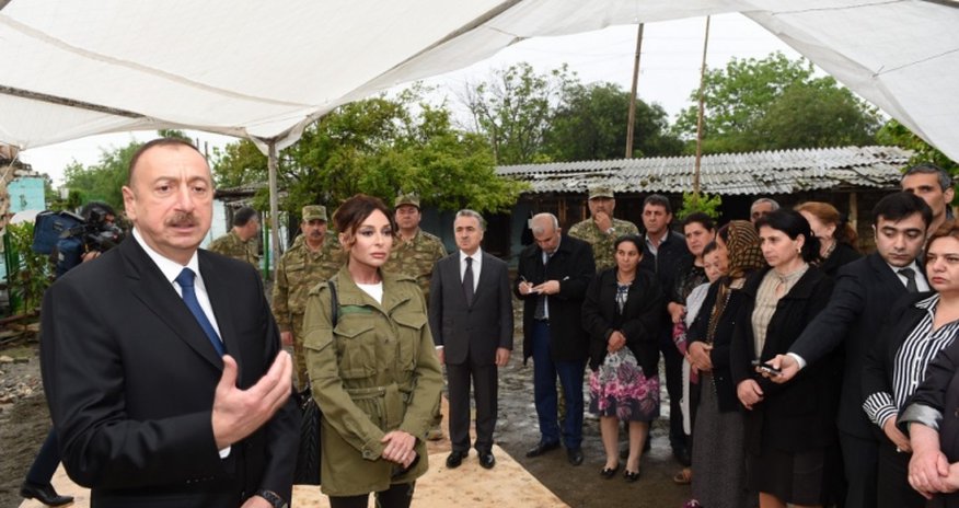 Azərbaycan prezidenti: “Ərazi bütövlüyümüz toxunulmazdır, bərpa olunmalıdır, bərpa ediləcək” Azərbaycan prezidenti: “Ərazi bütövlüyümüz toxunulmazdır, bərpa olunmalıdır, bərpa ediləcək”