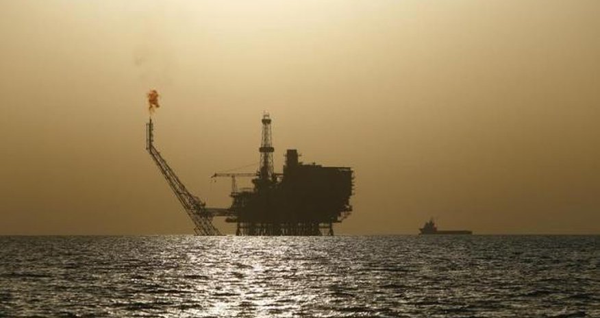 Oil prices rise as dollar slips to 18-month low against yen Oil prices rise as dollar slips to 18-month low against yen