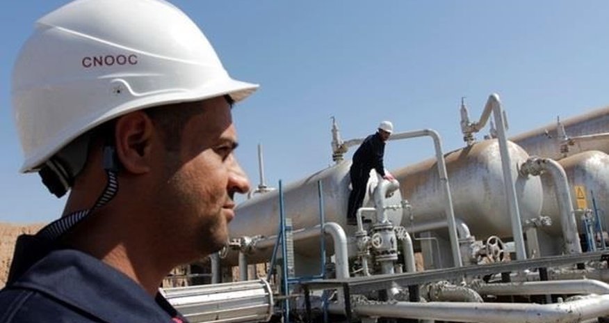 Иран увеличит добычу нефти Иран увеличит добычу нефти