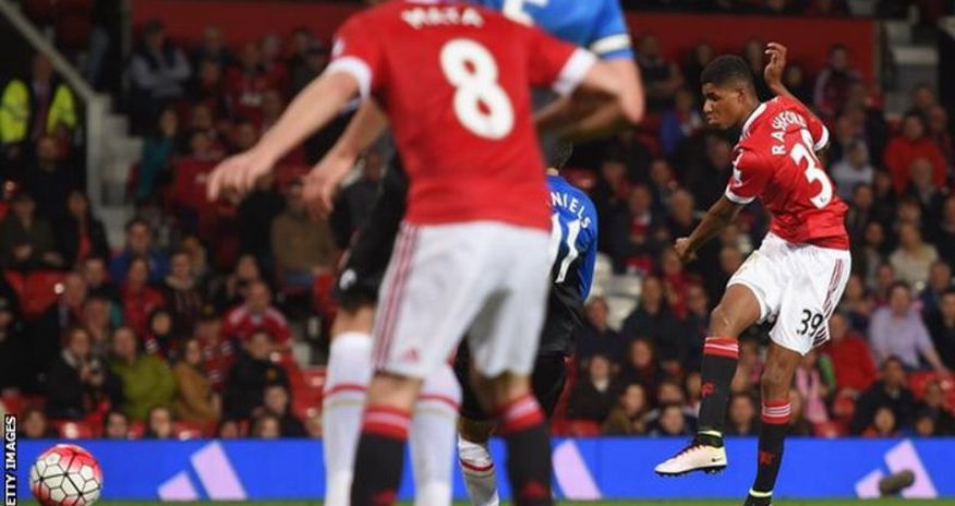 Manchester United 3 - 1 Bournemouth Manchester United 3 - 1 Bournemouth