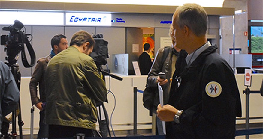 Не исключается атака на лайнер EgyptAir Не исключается атака на лайнер EgyptAir