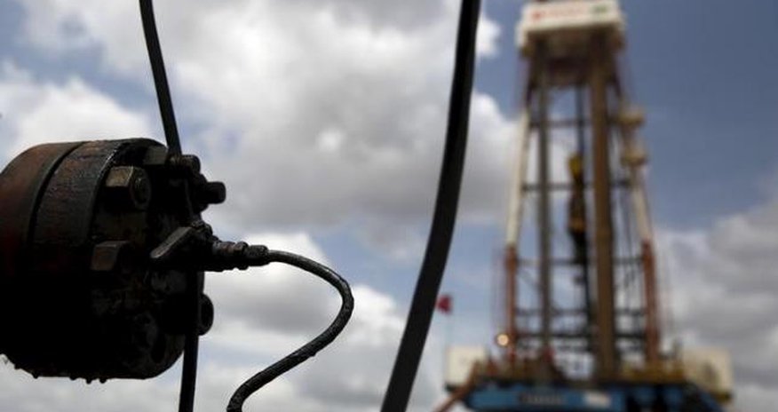 Oil prices push closer to $50, U.S. crude hits highest in seven months Oil prices push closer to $50, U.S. crude hits highest in seven months
