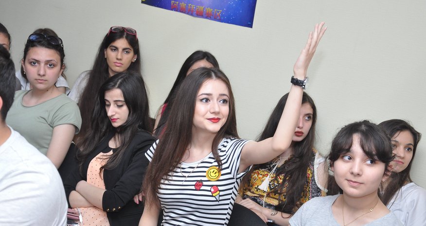 ADU-da “Çin bələdçisi” viktorinası keçirildi ADU-da “Çin bələdçisi” viktorinası keçirildi