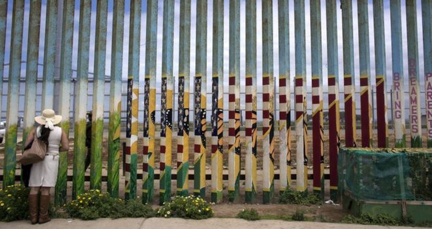 Trump's 'beautiful' wall both a dream and nightmare Trump's 'beautiful' wall both a dream and nightmare