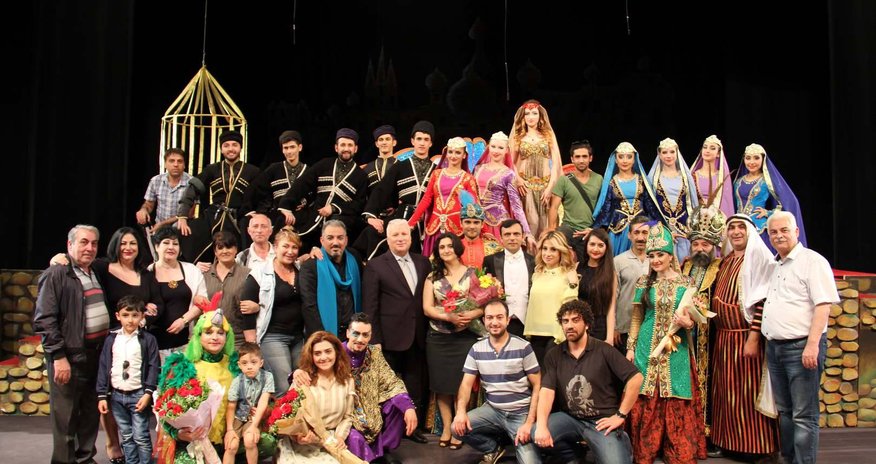 Musiqili Teatrda “999-cu gecə”nin premyerası keçirildi - FOTO Musiqili Teatrda “999-cu gecə”nin premyerası keçirildi - FOTO