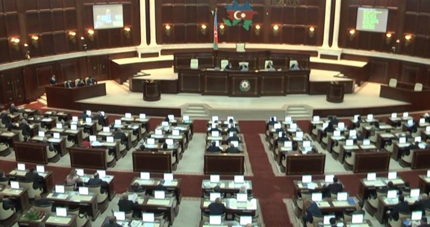 Парламент принял новый закон Парламент принял новый закон