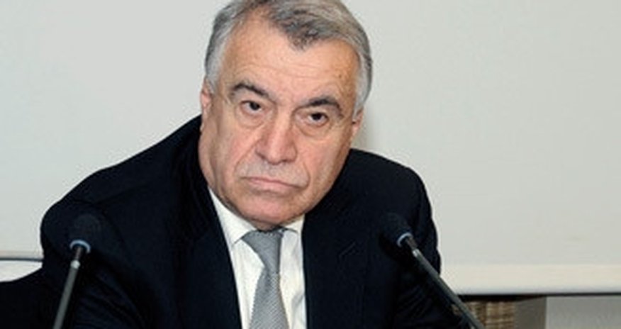 Министр о трудностях в нефтяной отрасли Министр о трудностях в нефтяной отрасли