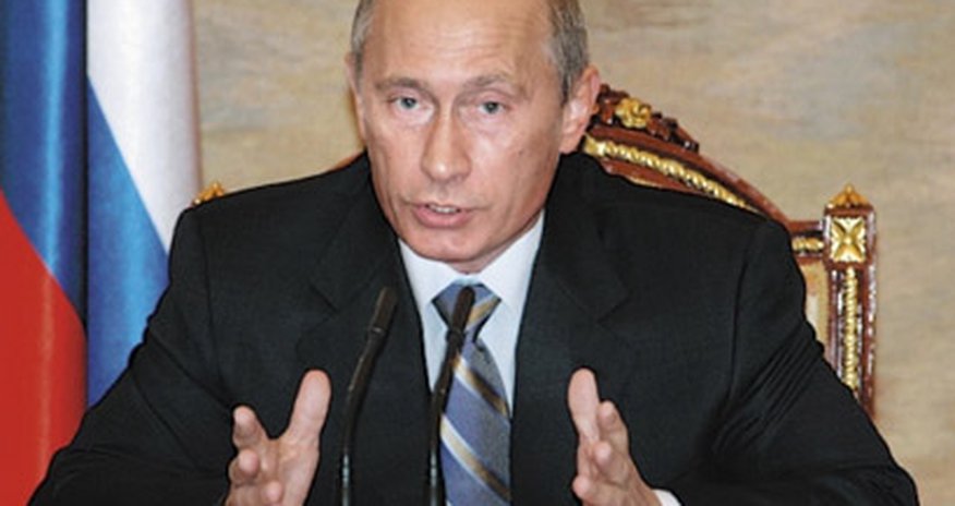 Путин уволил 5 генералов Путин уволил 5 генералов