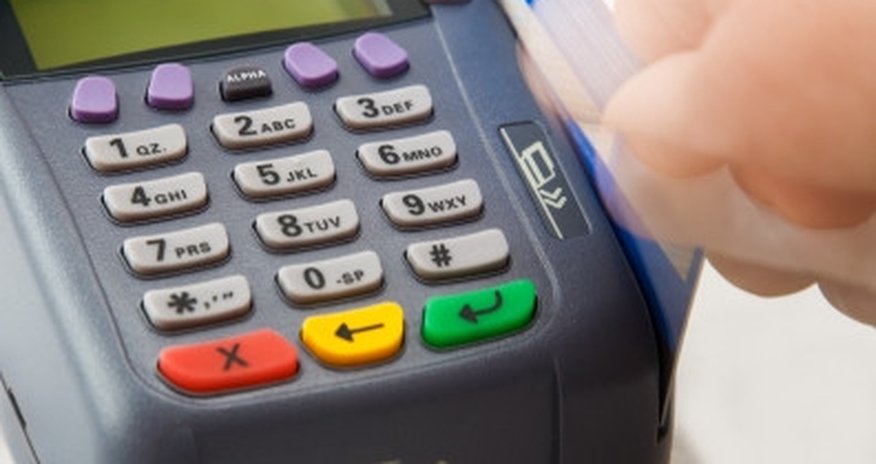Azərbaycanda POS-terminalların sayı bu il 8 min azalıb Azərbaycanda POS-terminalların sayı bu il 8 min azalıb