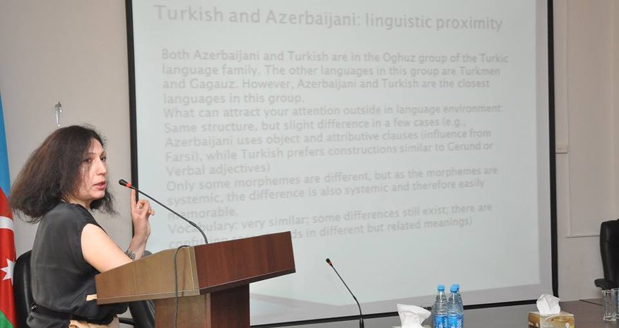Amerikalı tələbələr türk dilini öyrənəcəklər - FOTO Amerikalı tələbələr türk dilini öyrənəcəklər - FOTO