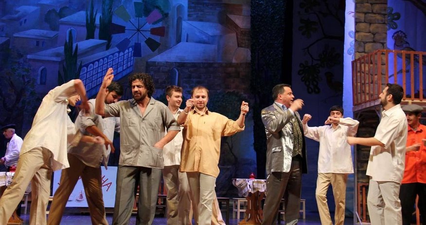 Musiqili Teatrda “Baladadaşın toy hamamı” nümayiş olunacaq - FOTOLAR Musiqili Teatrda “Baladadaşın toy hamamı” nümayiş olunacaq - FOTOLAR