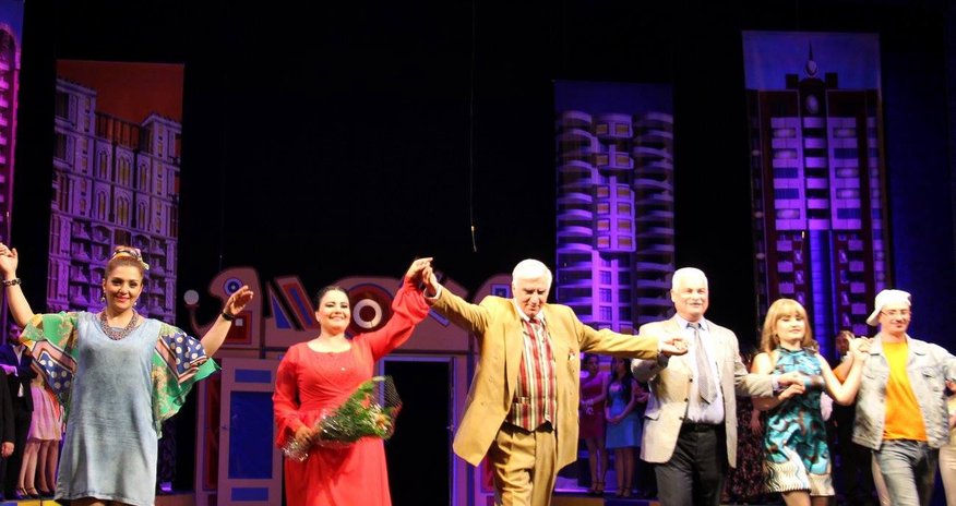 Musiqili Teatrın Şamaxı səfəri başa çatdı Musiqili Teatrın Şamaxı səfəri başa çatdı