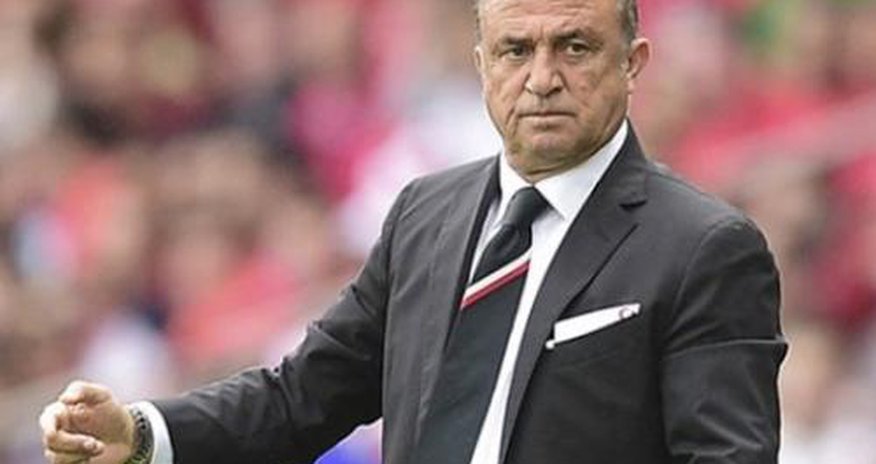 Fatih Terim 21 nəfəri məhkəməyə verdi Fatih Terim 21 nəfəri məhkəməyə verdi