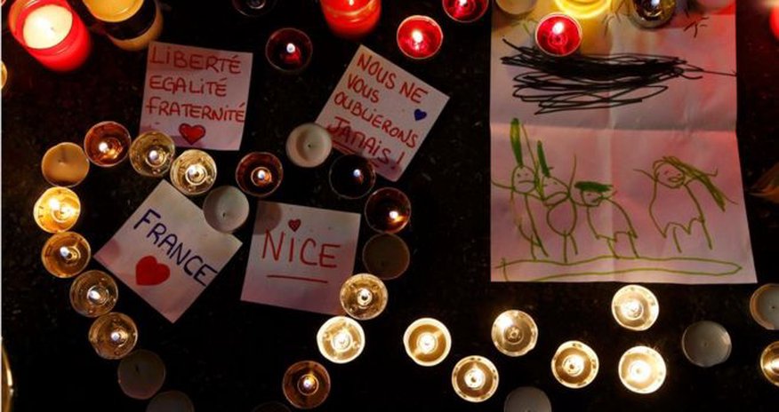 Sarkozy blames government for failing to prevent attacks Sarkozy blames government for failing to prevent attacks