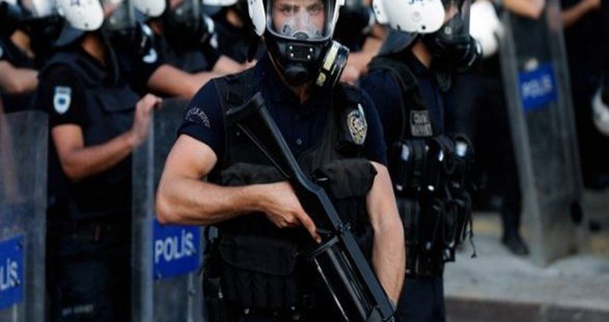 Türkiyənin şərqində döyüşlər: Ölənlər var Türkiyənin şərqində döyüşlər: Ölənlər var