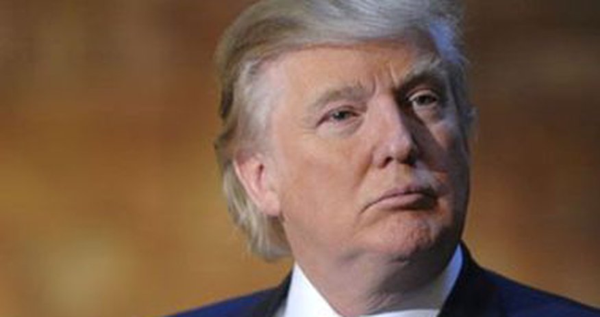 Трамп застрял в лифте Трамп застрял в лифте