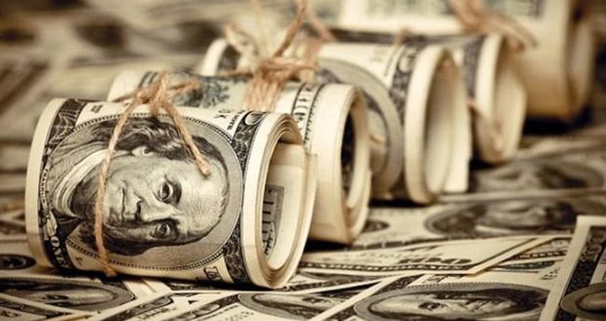 Dollar bahalaşdı Dollar bahalaşdı
