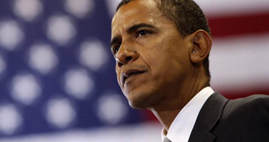 Obama interrupting vacation to campaign for Clinton Obama interrupting vacation to campaign for Clinton