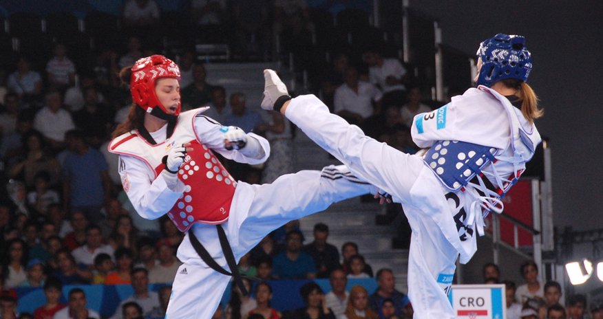 Azerbaijani female taekwondo fighter wins bronze at Rio 2016 Azerbaijani female taekwondo fighter wins bronze at Rio 2016
