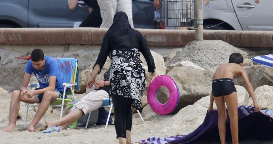 French Muslims fear renewed stigmatization in burkini ban French Muslims fear renewed stigmatization in burkini ban