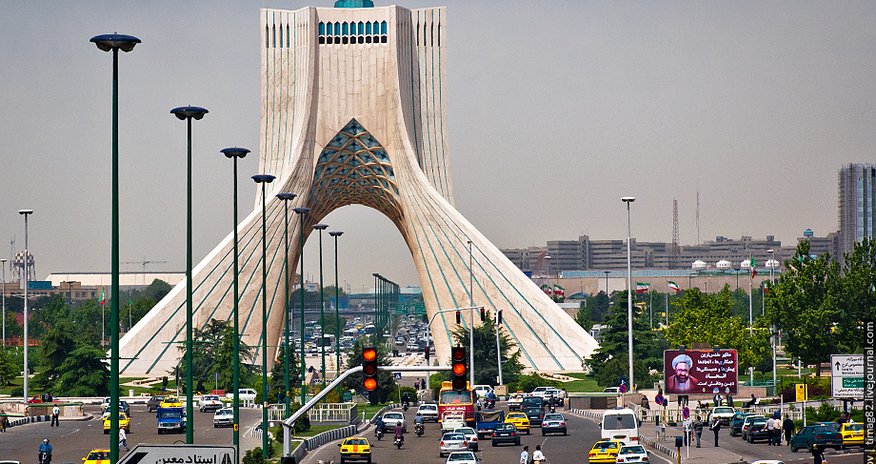 Iran expert urges Azerbaijan to help resolve regional issues Iran expert urges Azerbaijan to help resolve regional issues