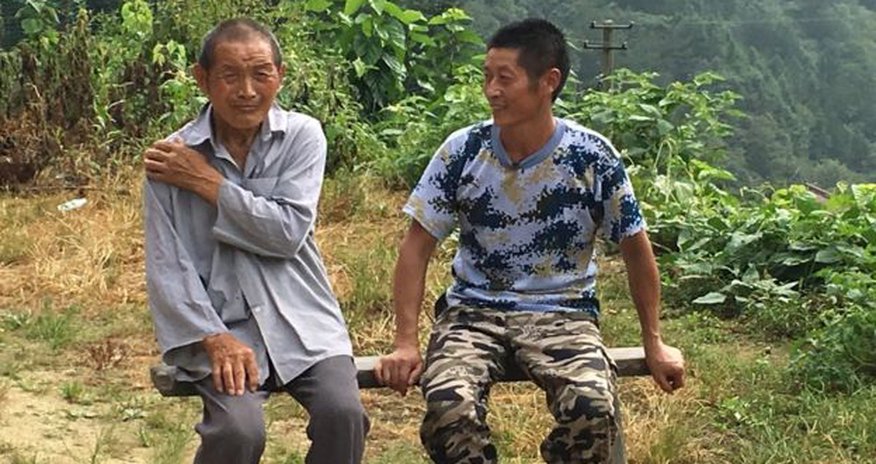 The lonely men of China's 'bachelor village' The lonely men of China's 'bachelor village'