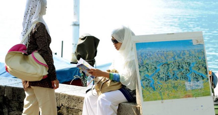 Ərəb turistlər qış aylarında da Azərbaycanı seçəcəklər Ərəb turistlər qış aylarında da Azərbaycanı seçəcəklər