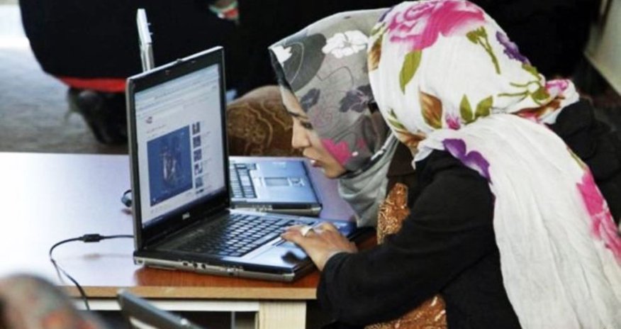 İran daxili internetini işə salır İran daxili internetini işə salır