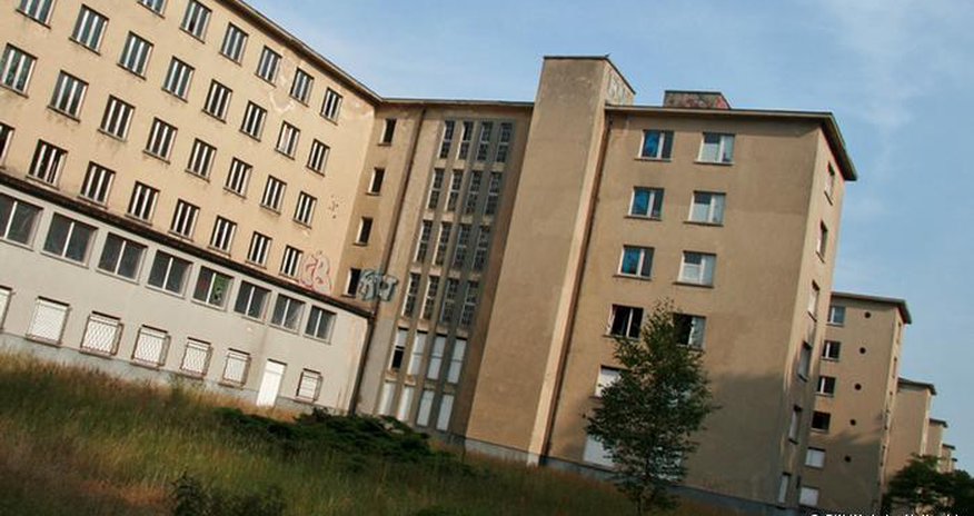 Нацистская турбаза стала курортом Нацистская турбаза стала курортом