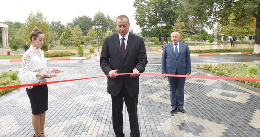 Президент открыл детскую школу искусств Президент открыл детскую школу искусств