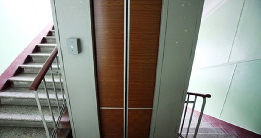 Paytaxt liftlərində yenilik Paytaxt liftlərində yenilik