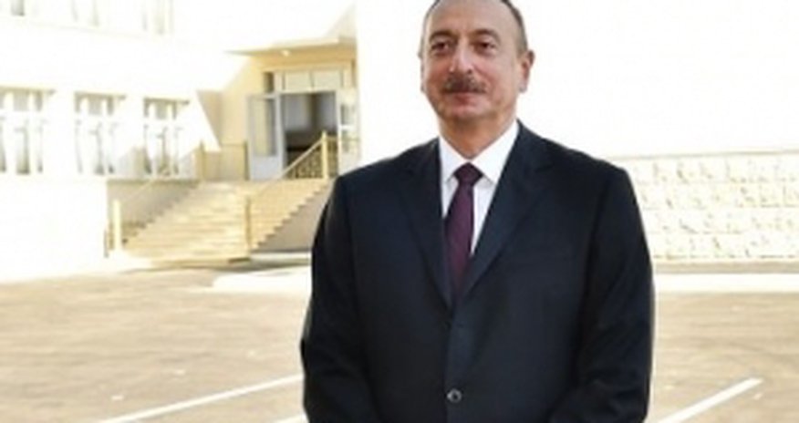 İlham Əliyev: “Azərbaycan daxili imkanlarına arxalanaraq irəliyə gedir” İlham Əliyev: “Azərbaycan daxili imkanlarına arxalanaraq irəliyə gedir”