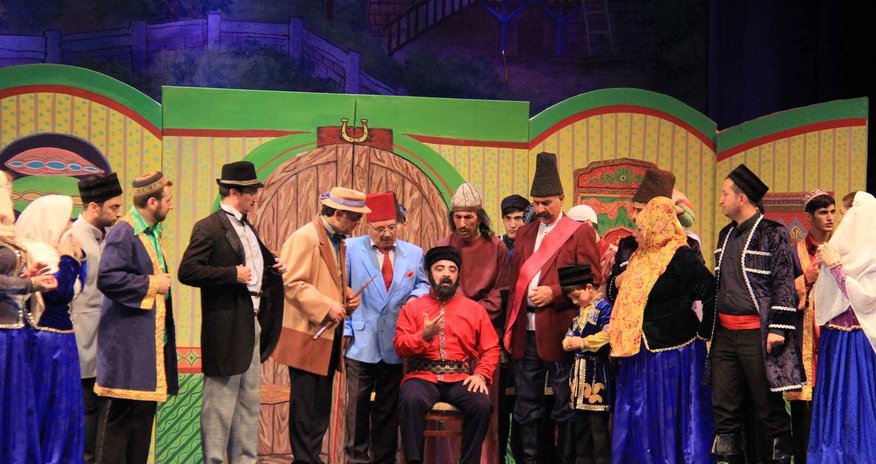 Musiqili Teatr 107-ci mövsümə “O olmasın, bu olsun”la başladı - FOTOLAR Musiqili Teatr 107-ci mövsümə “O olmasın, bu olsun”la başladı - FOTOLAR