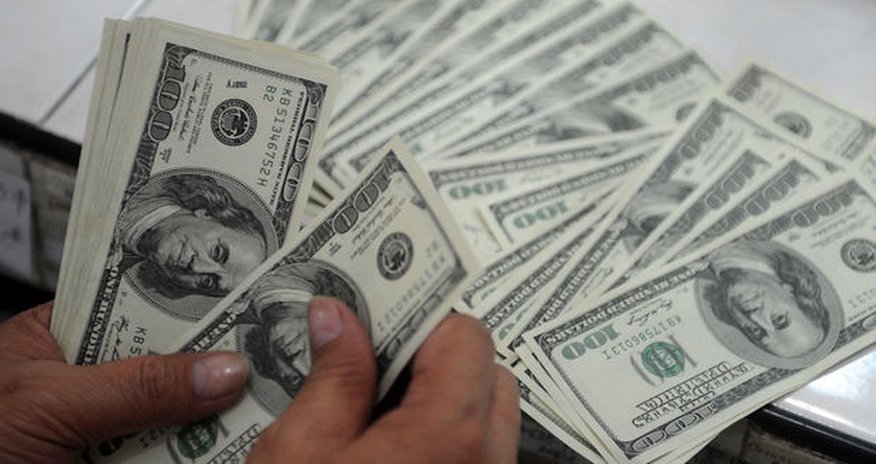 Dollar ucuzlaşdı Dollar ucuzlaşdı