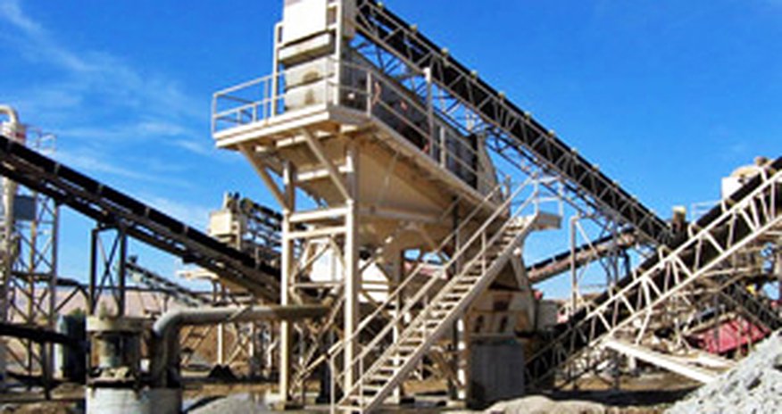 Azerbaijani company to build gypsum plant in Iran Azerbaijani company to build gypsum plant in Iran