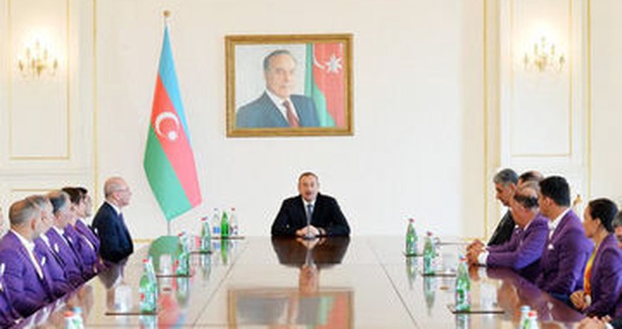 President Ilham Aliyev meets Azerbaijani Paralympians President Ilham Aliyev meets Azerbaijani Paralympians