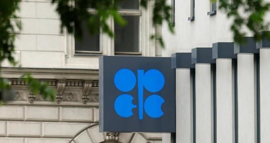 Iran downplays chances of oil deal, UAE keen on freeze Iran downplays chances of oil deal, UAE keen on freeze