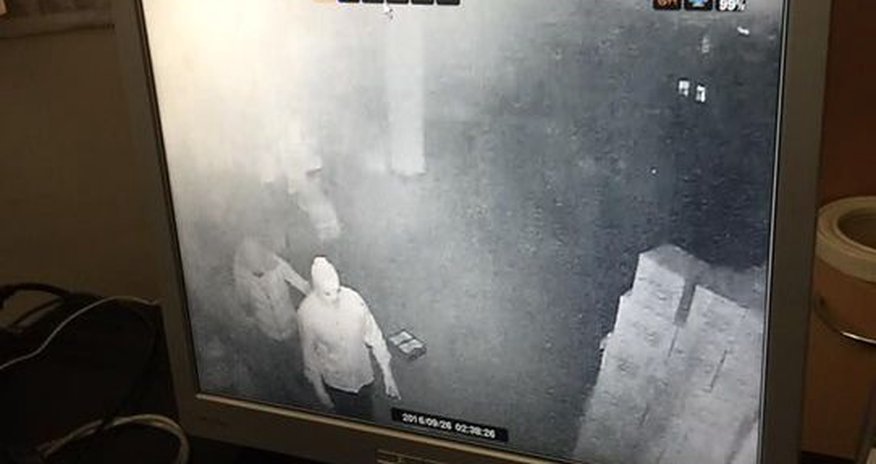 “Qanun” nəşriyyat evindən oğurluq olub “Qanun” nəşriyyat evindən oğurluq olub