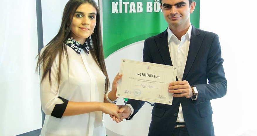 “Hərəyə Bir Kitab Bölüşək” - FOTOLAR “Hərəyə Bir Kitab Bölüşək” - FOTOLAR