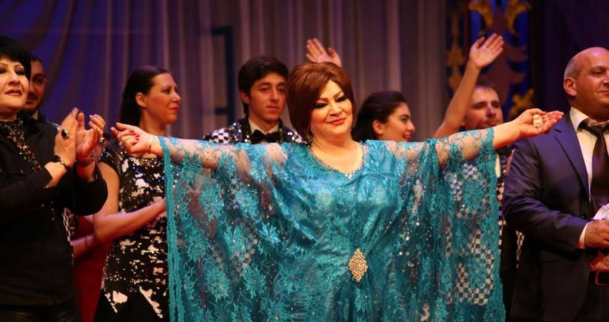 Musiqili Teatrda “Toya bir gün qalmış” tamaşası nümayiş olunacaq Musiqili Teatrda “Toya bir gün qalmış” tamaşası nümayiş olunacaq