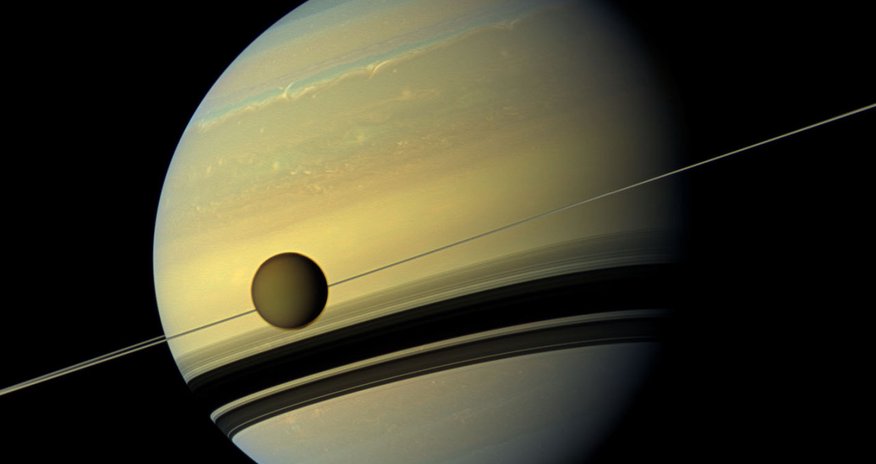 Subsurface ocean siscovered on Saturn moon Subsurface ocean siscovered on Saturn moon