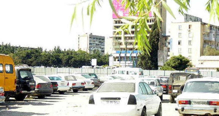 15 il cərimə meydançasında qalan maşınlar 15 il cərimə meydançasında qalan maşınlar