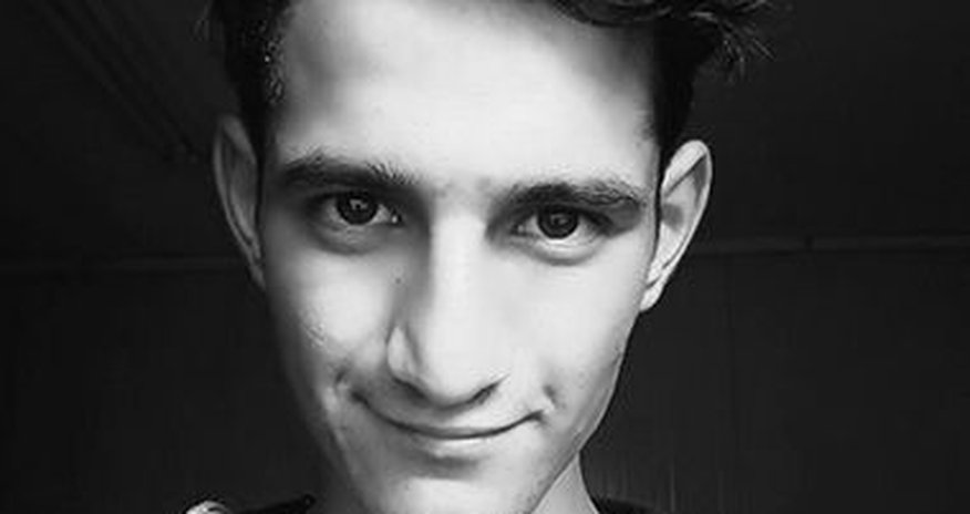 Эрдоган покончил с собой в прямом эфире Эрдоган покончил с собой в прямом эфире